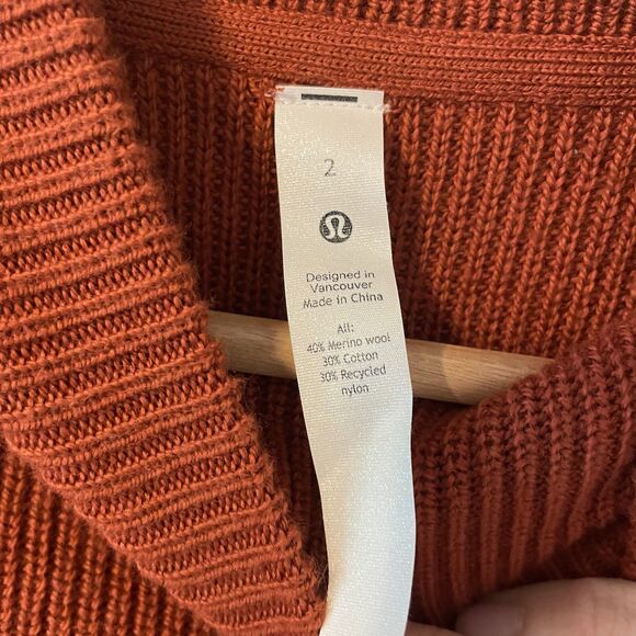 Lululemon Women’s Merino Wool Blend Ribbed Turtleneck Sweater Oversized Sz 2 - Picture 7 of 11